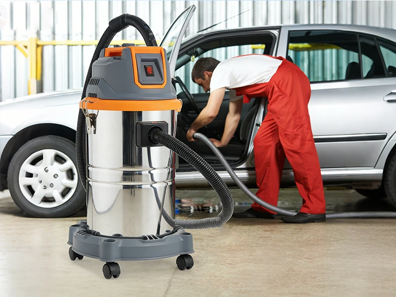 Lọc tiên tiến và lực hút cao để làm sạch nội thất ô tô toàn diện